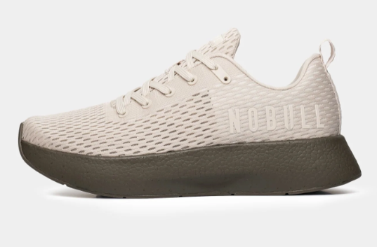 NOBULL MUJER RUNNER + IVORY DARK FALLEN ROCK