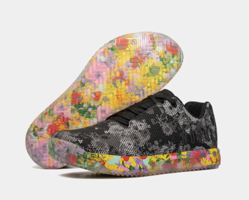 NOBULL MUJER TRAINER + FLORAL MONOCHROME SUPERBLOSSOM