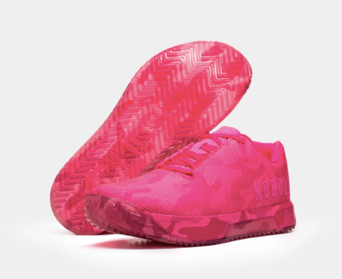 NOBULL MUJER TRAINER + NEON PINK CAMO