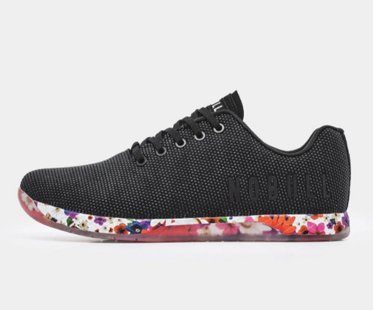 NOBULL MUJER TRAINER FLORAL BLACK DAISY