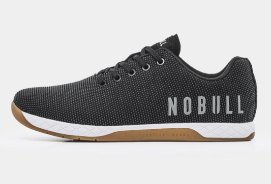 NOBULL MUJER TRAINER BLACK WHITE GUM