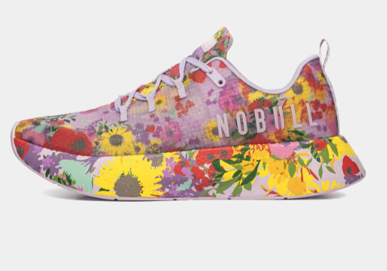 NOBULL MUJER RUNNER + FLORAL TRANSLUCENT SUPERBLOSSOM