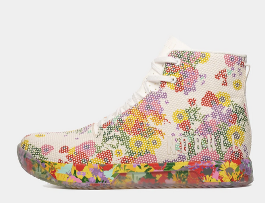 NOBULL MUJER TRAINER + FLORAL SUPERBLOSSOM HIGH TOP