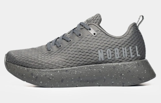 NOBULL HOMBRE RUNNER + DARK GREY SURFACE