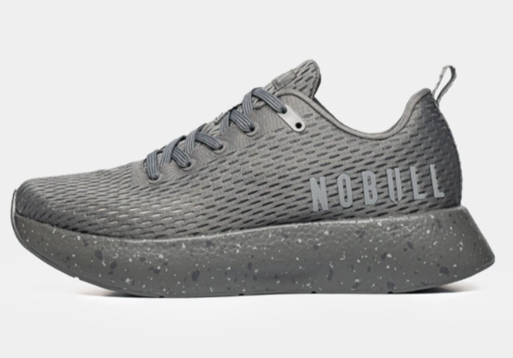 NOBULL MUJER RUNNER + DARK GREY SURFACE