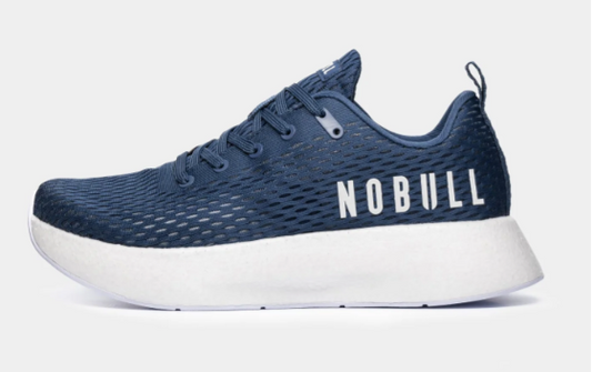 NOBULL HOMBRE RUNNER + NAVY WHITE