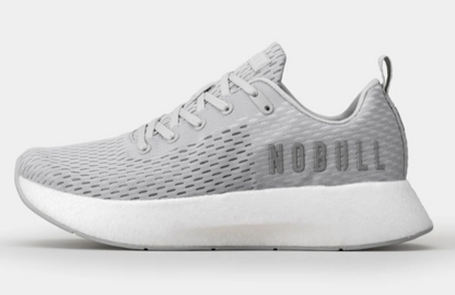 NOBULL MUJER RUNNER + ARCTIC GREY