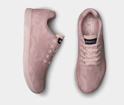 NOBULL MUJER TRAINER ROSE CAMO