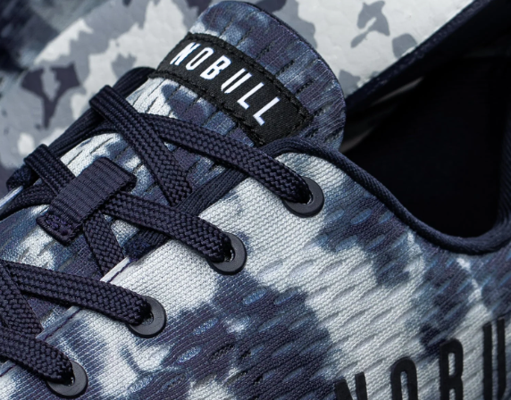 NOBULL HOMBRE RUNNER + INK AND SKY TIE DYE